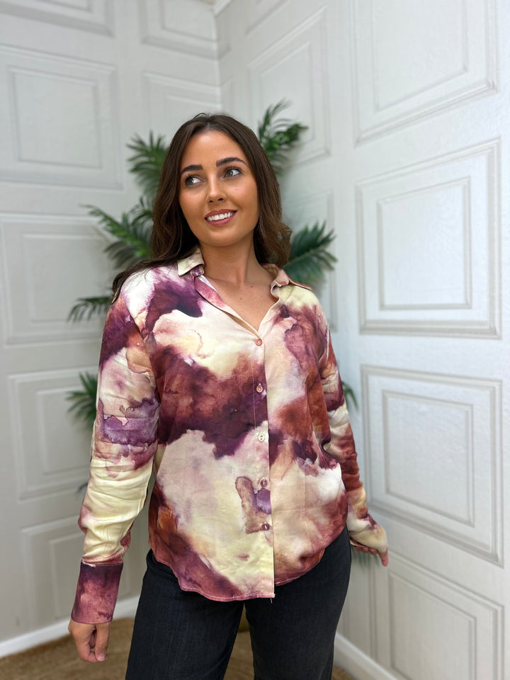 Goa Goa Sabryna Abstract Burgundy Shirt