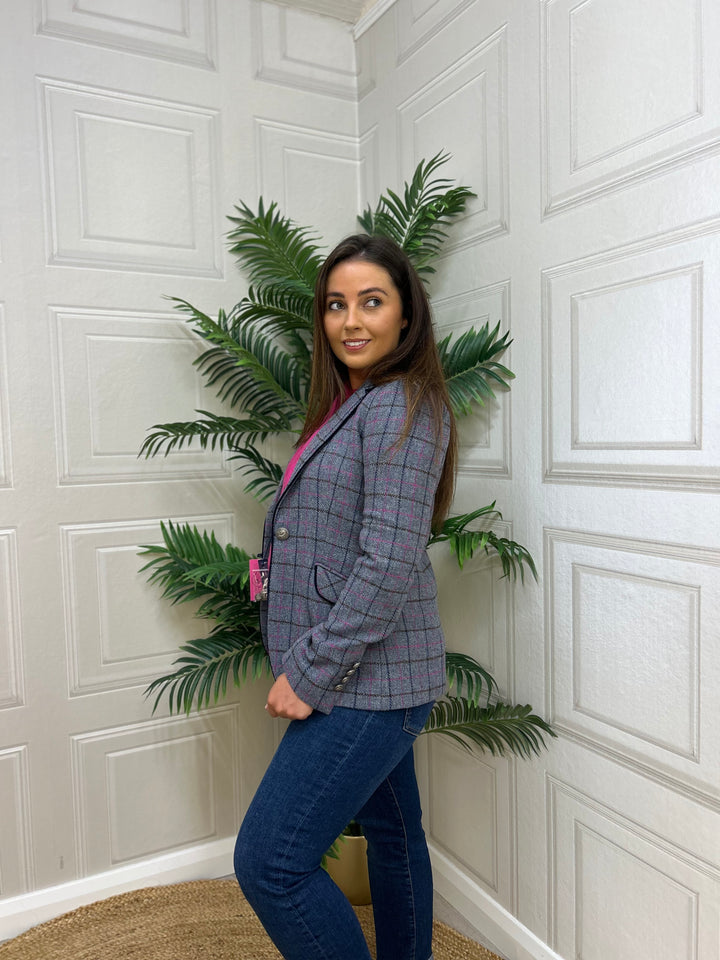 Bariloche Caparra Grey/Pink Striped Blazer