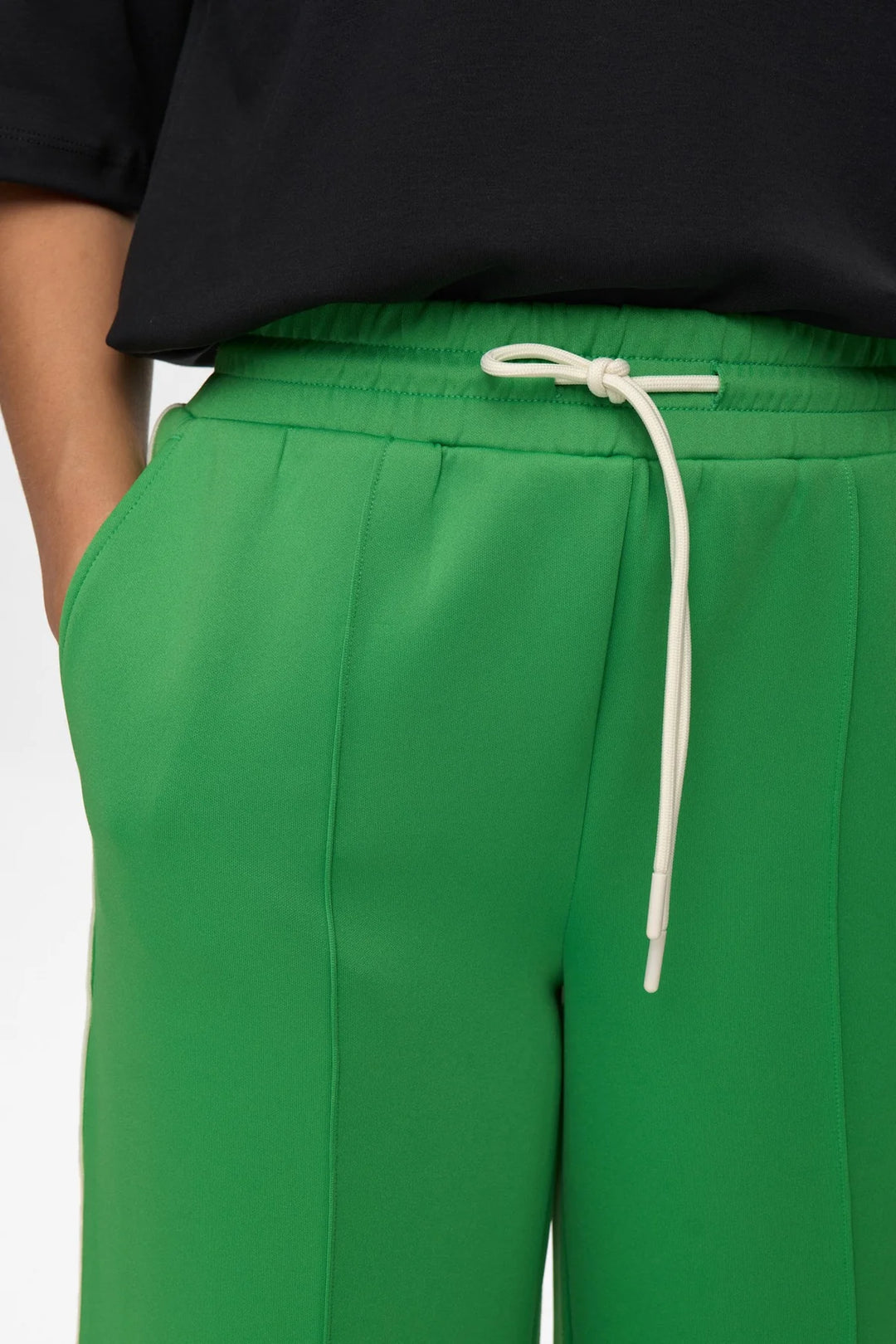 Numph Nusenada Pants Vibrant Green