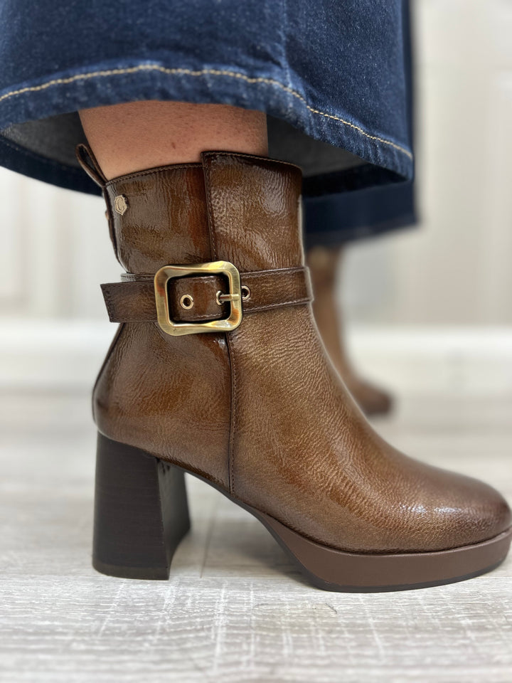 Carmela BN.CH.Taupe Patent Boot (162533)