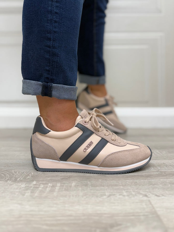 Guess Saphia Suede Pale Pink Sneaker
