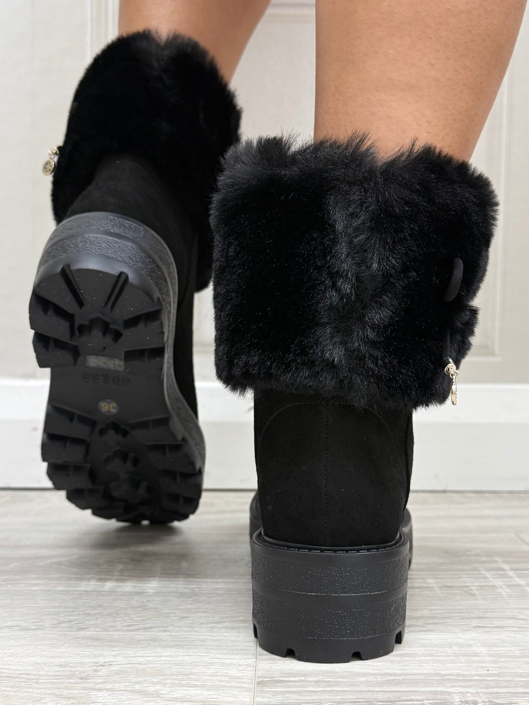 Guess Yaneli Ankle Boot