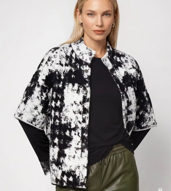 Monari Knitted Cape With Jacquard Print