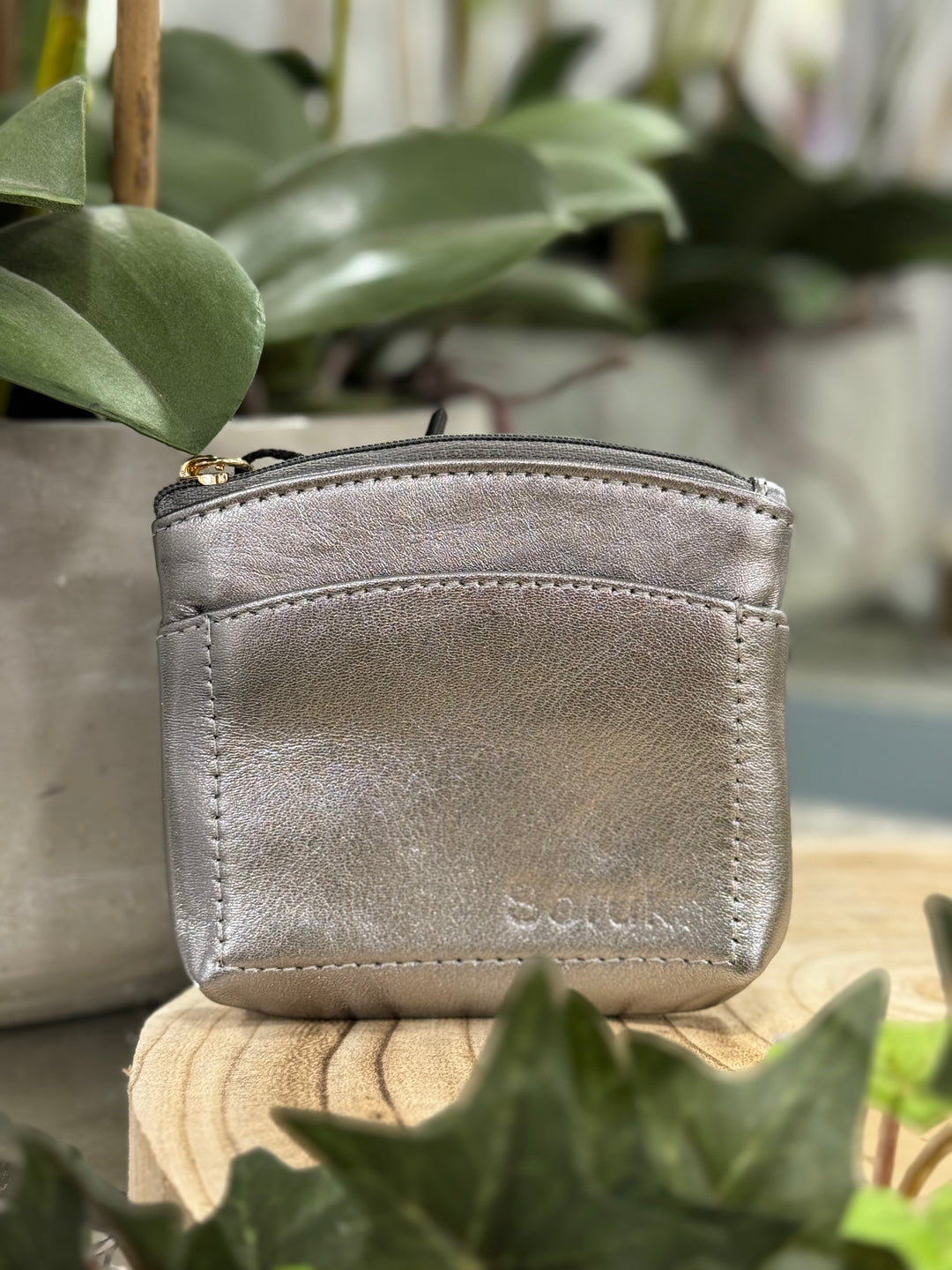 Soruka (83039) Metallic Small Purse with Front Pocket