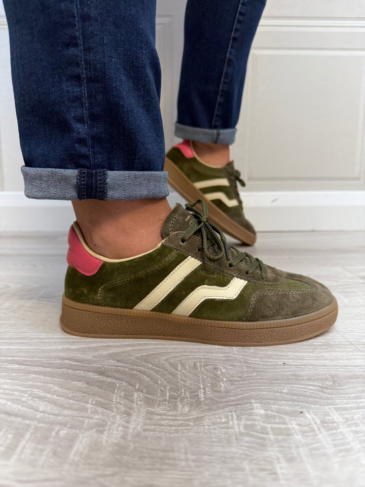 Gant Cuzima Suede/Velvet Dark Olive/Rapture Rose Sneaker G729
