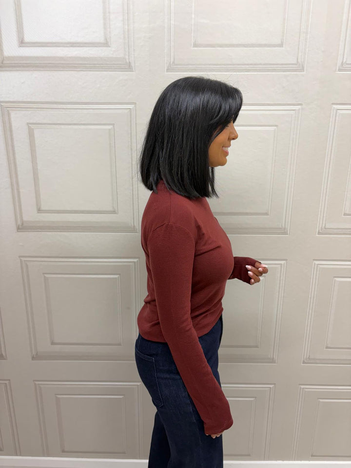 Goa Goa Mary High Neck Pullover Bordeaux