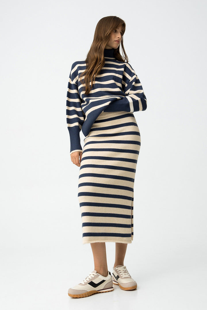 Tiffosi Circe Cream & Navy Lady Sweater