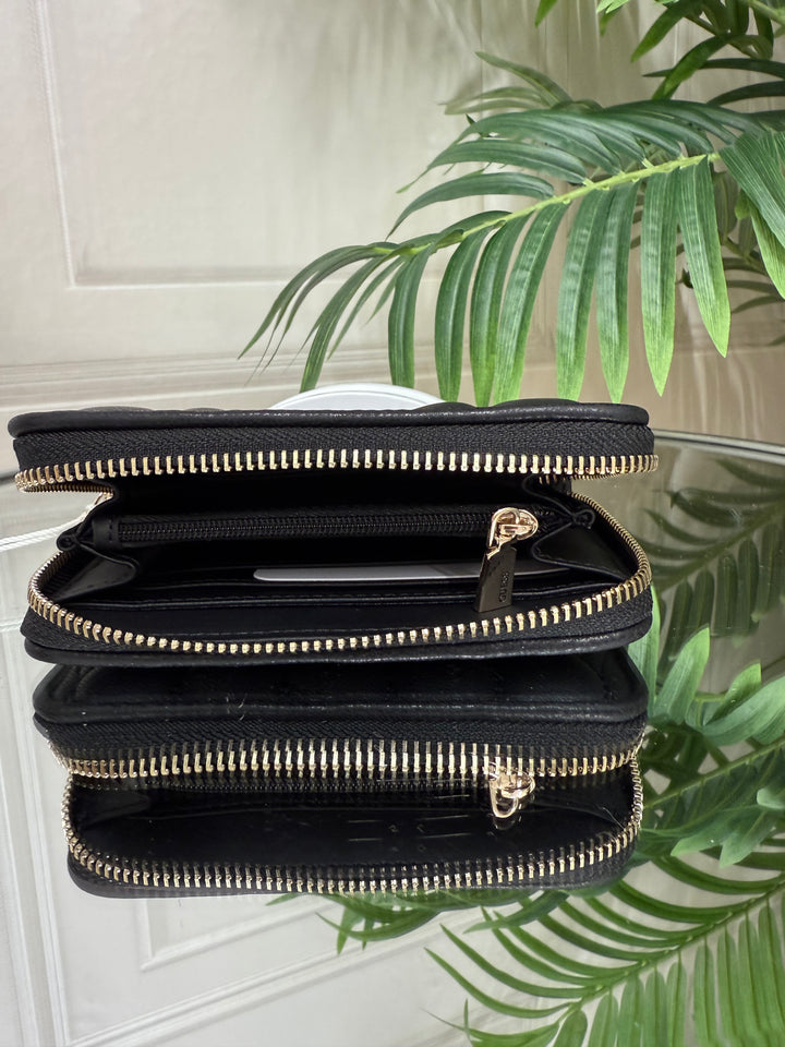 Guess Valla Black Purse