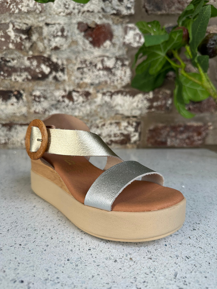 Marila Tome Grain Multi Metal Wedge