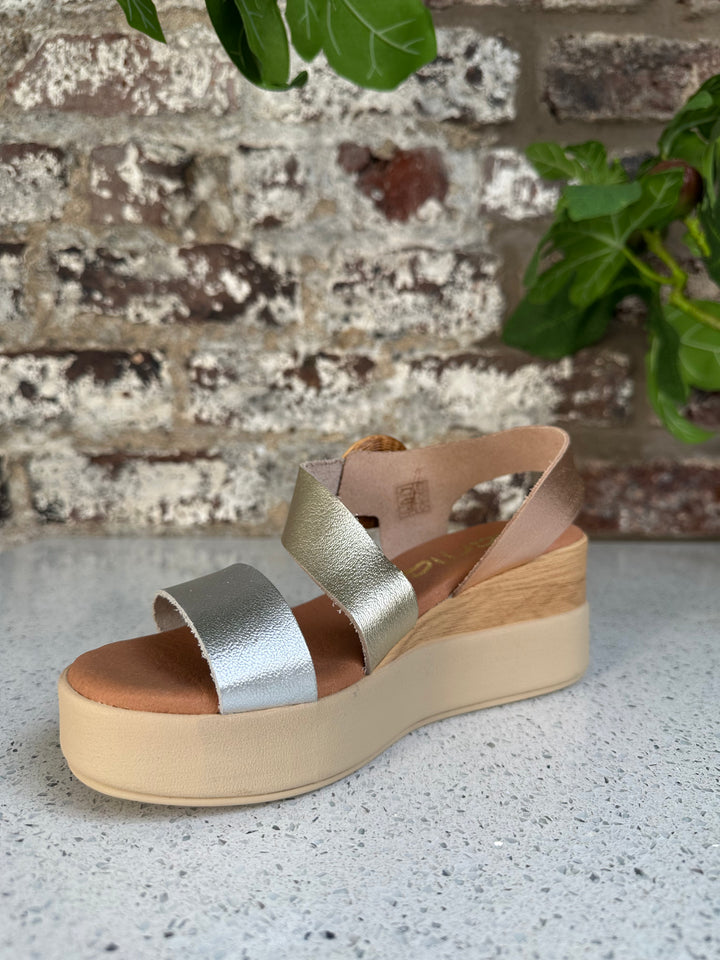 Marila Tome Grain Multi Metal Wedge