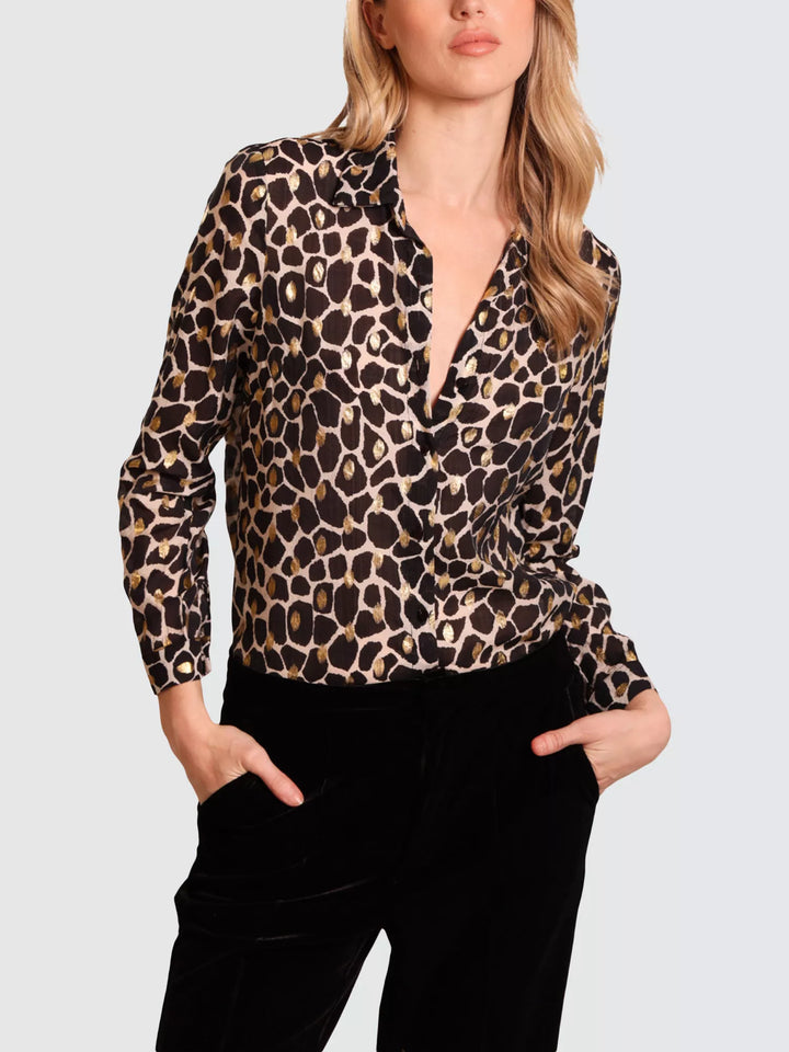 Traffic People Peek Black Shirt