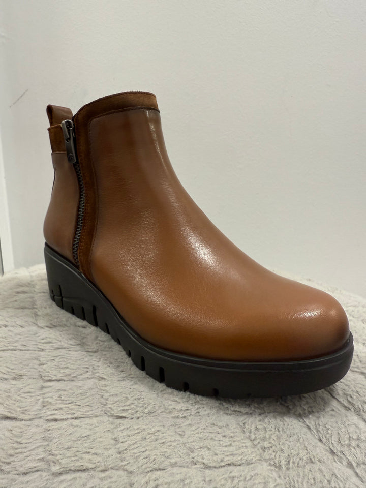 Dorking Xioma Sugar Calf Cuero
