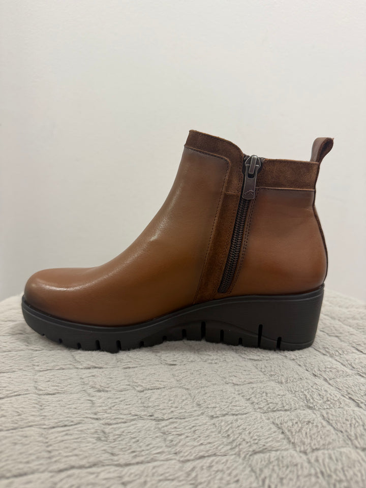Dorking Xioma Sugar Calf Cuero