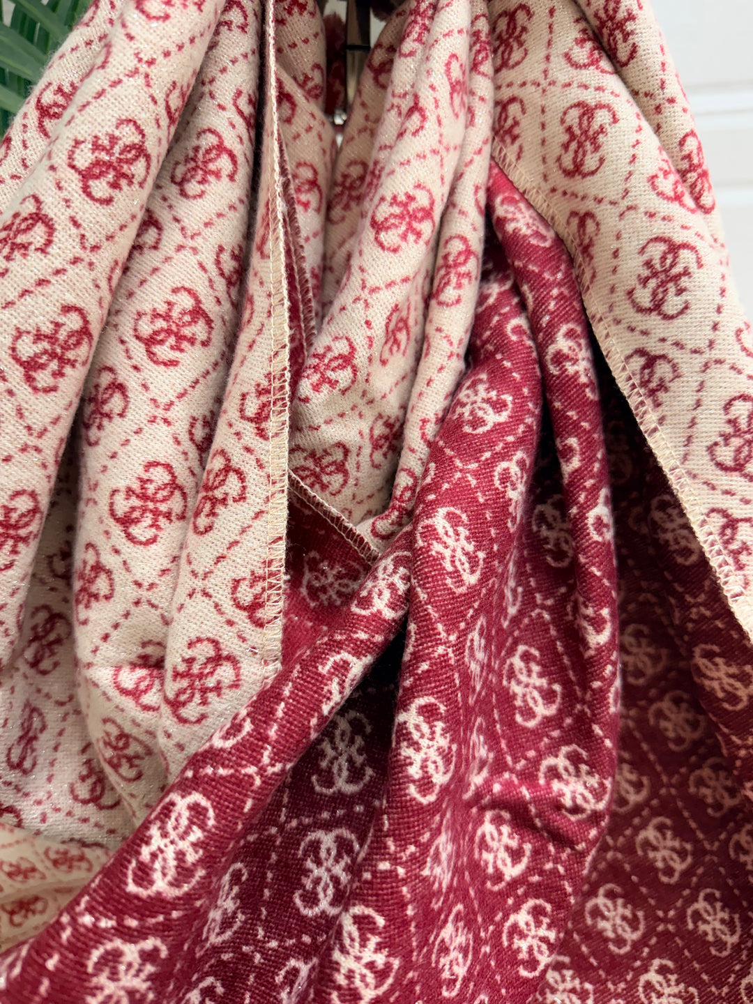 Guess Two Tone Red &amp; Cream Fringe Scarf