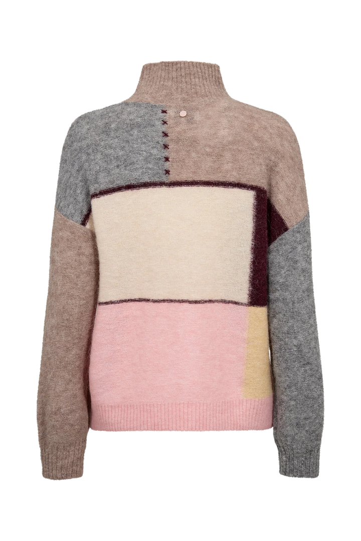 Numph Nuriette Patch Pullover | Deep Taupe Melange