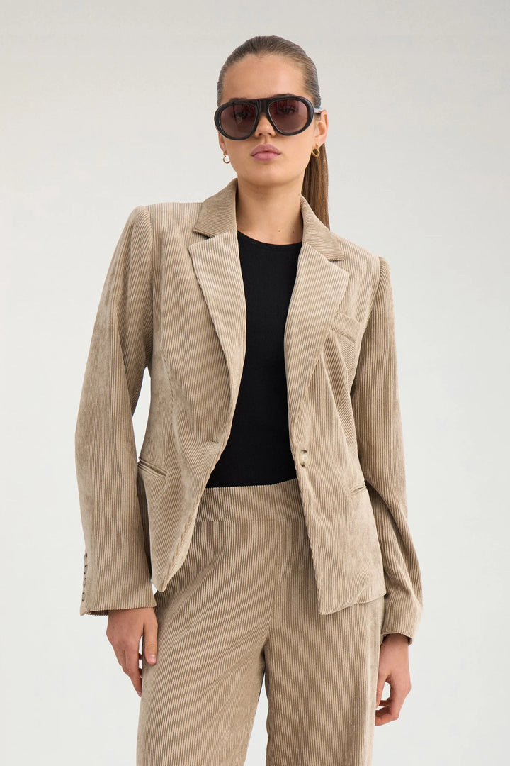 Numph Nucelise Fitted Blazer | Gray Morn