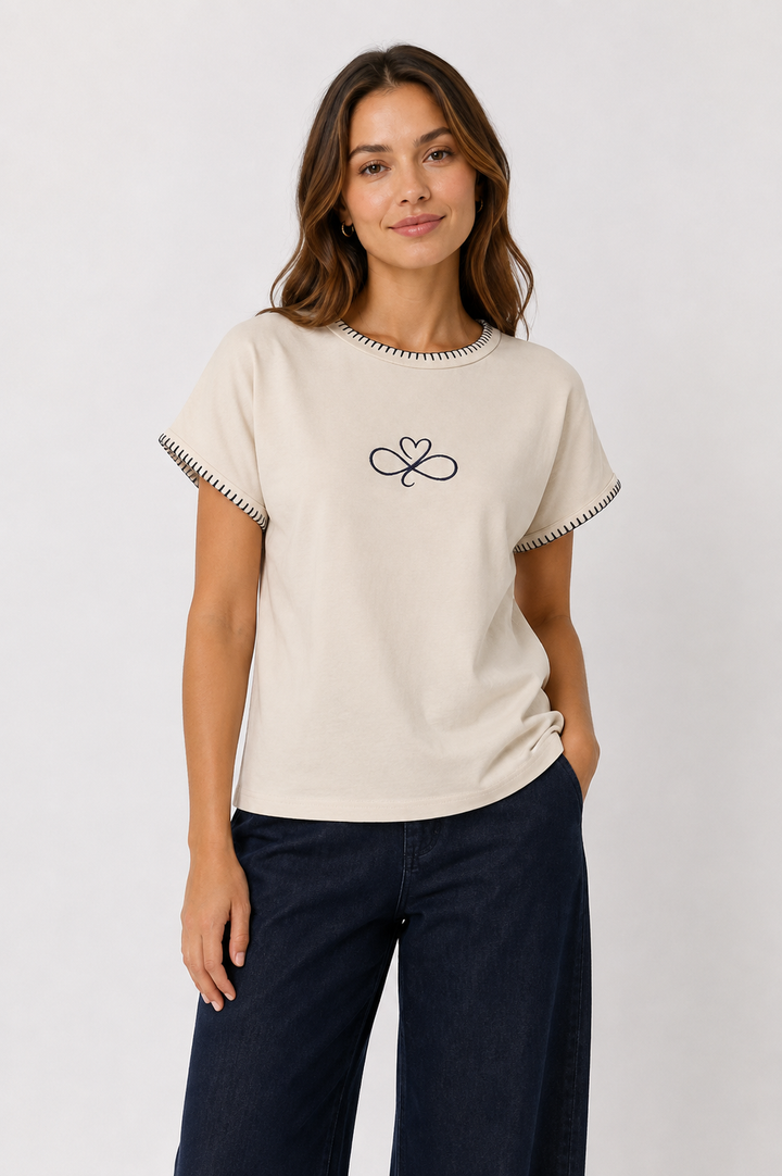 Costa Mani Heart Tee | Kit
