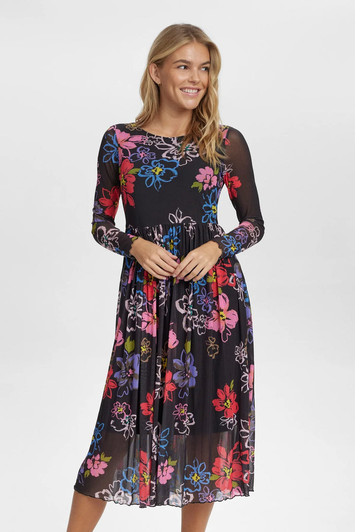 Numph Nufreja Dress Caviar