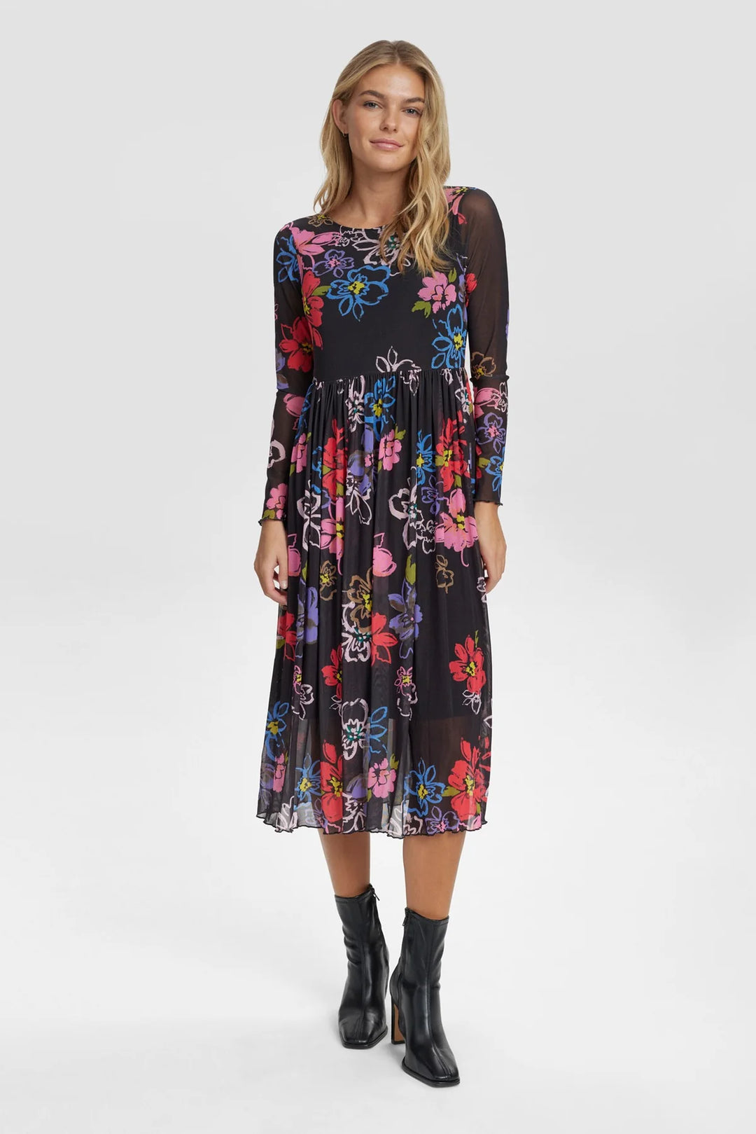 Numph Nufreja Dress Caviar