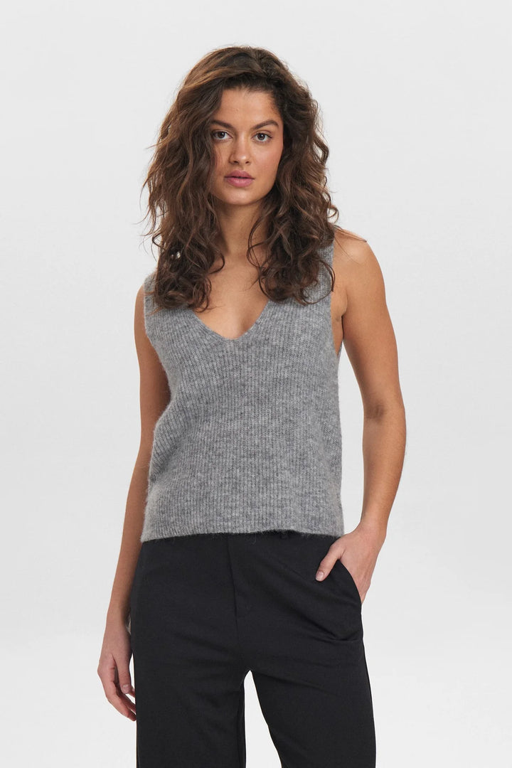 Numph Nuriette Rib Vest Grey