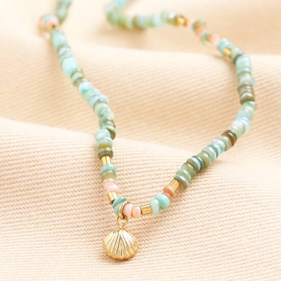 Green Stone Shell Charm Beaded Bracelet