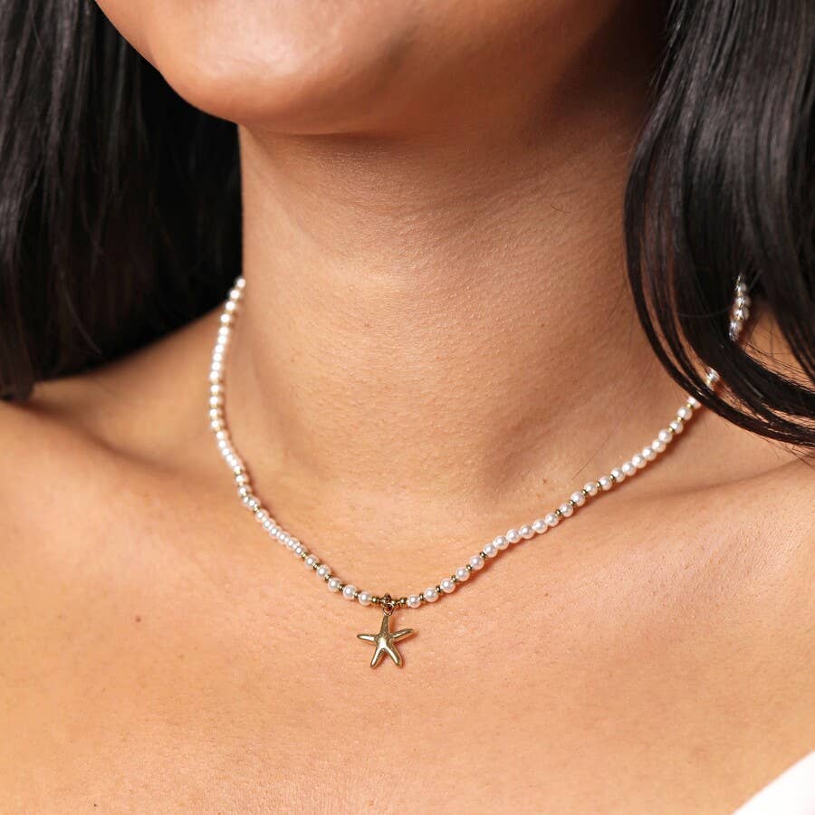 Stainless Steel Beaded Pearl Starfish Necklace in Gold