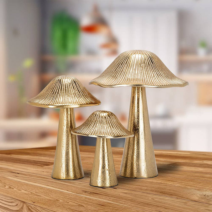 Ribbed Mushroom - Gold: Medium (6"H)